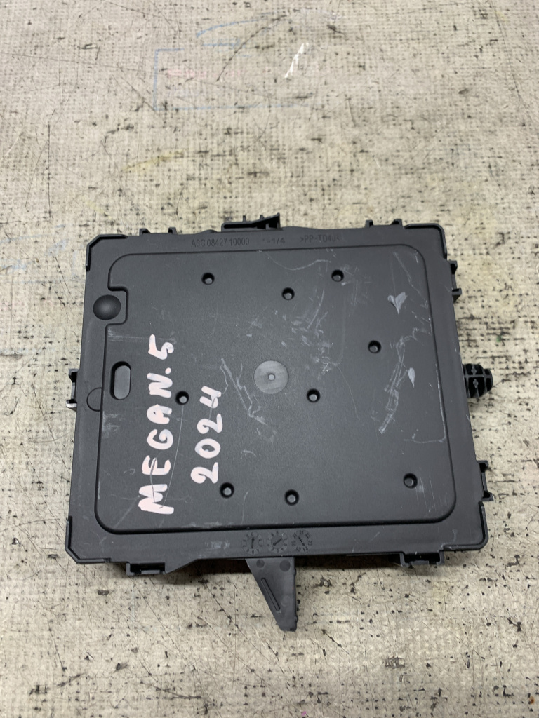 Calculator confort Renault Megane 5 - Electric 2024, 284B25052R