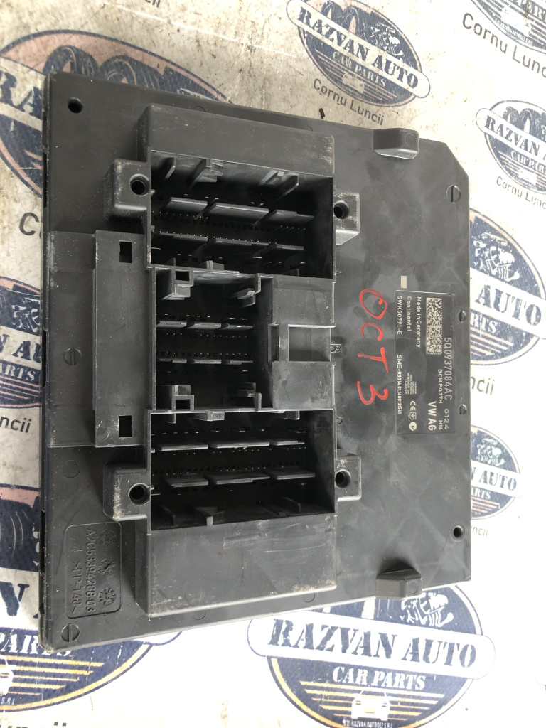 Calculator confort Skoda Octavia 3 2013, 5Q0937084AC
