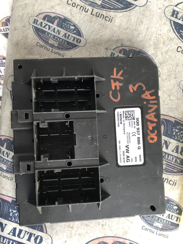 Calculator confort Skoda Octavia 3, 5Q0937086Q