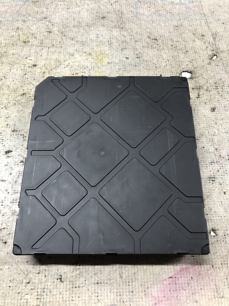 Calculator confort Skoda Superb 3 1.4 Benzina 2018, 5Q0937084CP