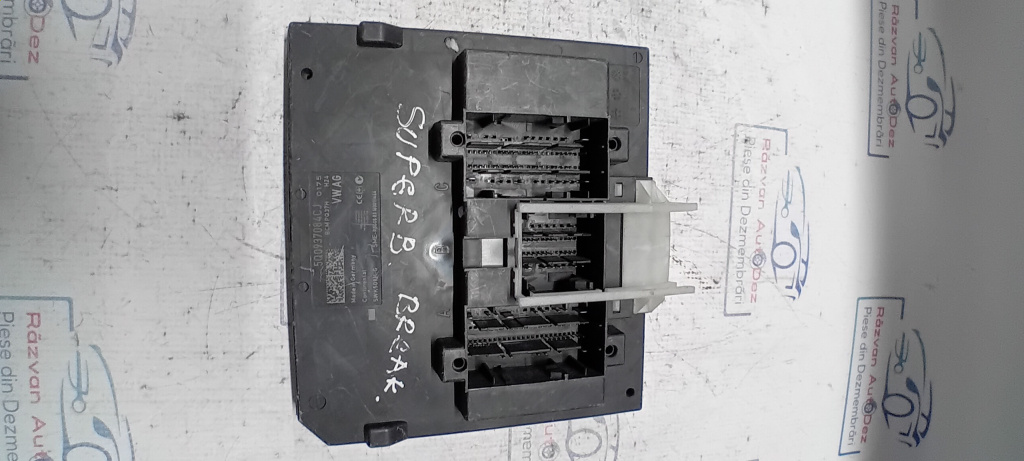 Calculator confort Skoda Superb 3 Break 2017, 5Q0937084CJ