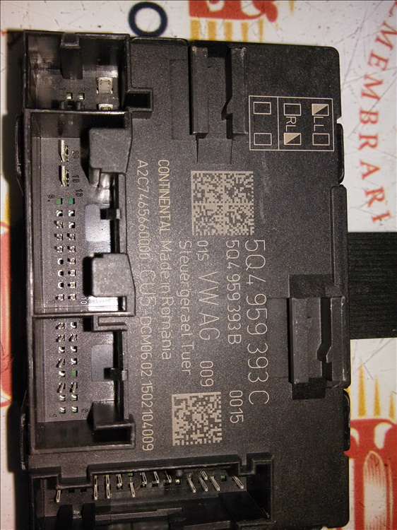 Calculator confort usa dreapta fata SKODA OCTAVIA 3