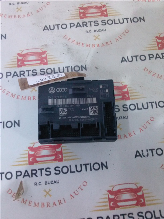 Calculator confort usa stanga fata AUDI A4 B8