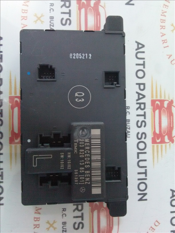 Calculator confort usa stanga fata M C CLASS an fabr. 2002