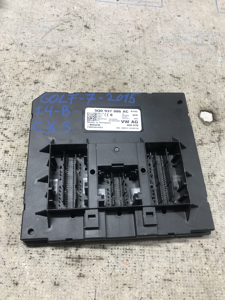Calculator confort Volkswagen Golf 7 1.4 Benzina 2015, 5Q0937086AC