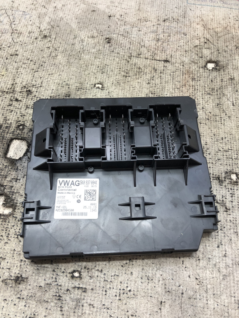 Calculator confort Volkswagen Jetta 2013, 5K0937084K