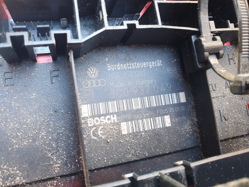 Calculator Confort Volkswagen Passat B6 2.0 TDI cod 3C0937049J