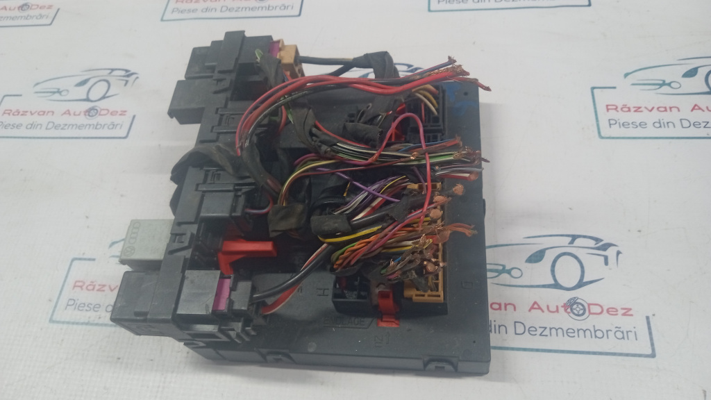 Calculator confort Volkswagen Passat B6 2007, 3C0937049A