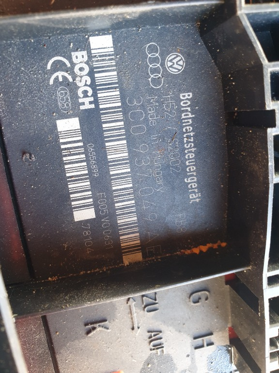 Calculator Confort Volkswagen Passat B6 cod 3C0937049AE