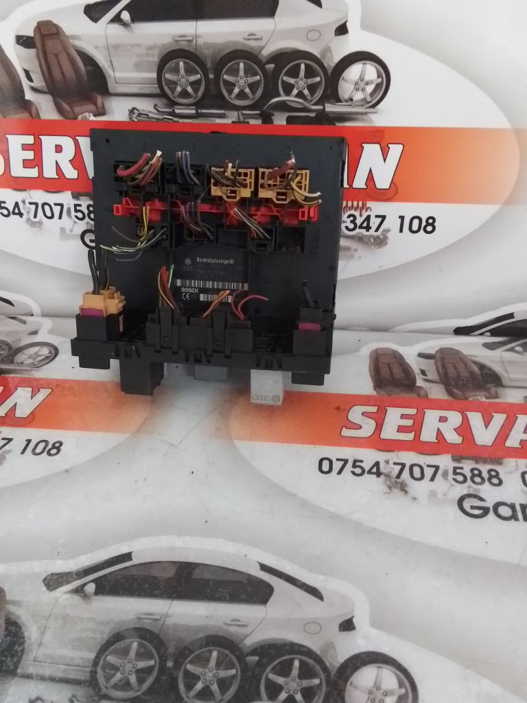 Calculator confort Volkswagen Touran facelift (2006-2010) 2.0 Motorina 2009, 3C8937049D