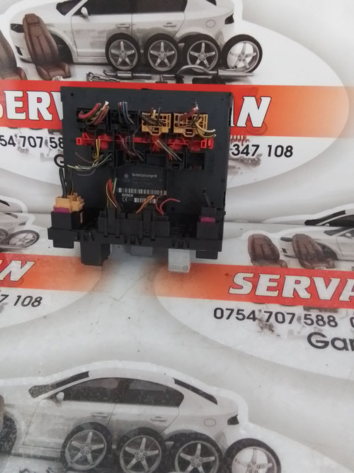 Calculator confort Volkswagen Touran facelift (2006-2010) 2.0 Motorina 2009, 3C8937049D
