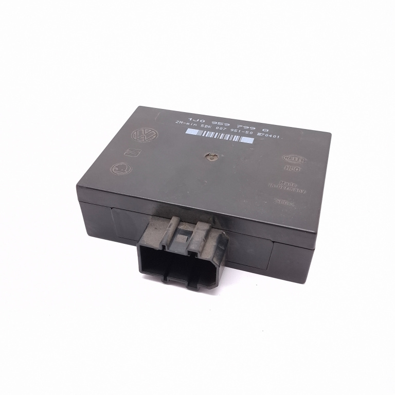 Calculator Confort Vw Bora (1J) 1998-2005 1.6 Akl Benzina 1J0959799Q, 5Dk00795150, 1J0-959-799-Q, 5Dk-007-951-50 Hella