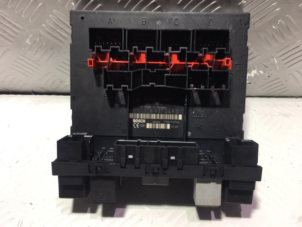 Calculator confort VW Passat b6 cod 3C8937049D