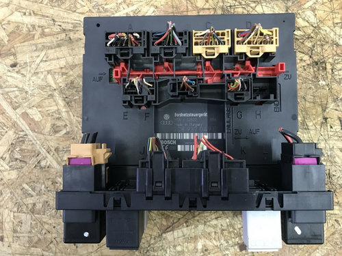 Calculator confort VW Tiguan 2009 4x4 2.0TDI Automat DSG suv 2009 (3C8937049E)