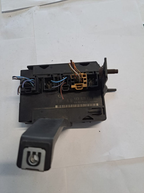 Calculator confort VW Touran - COD 1K0959433BL