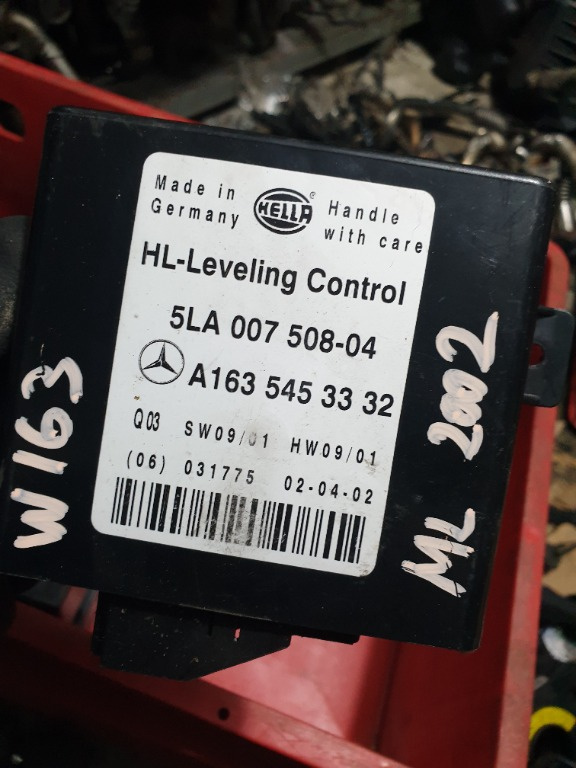 Calculator Control Faruri Xenon Mercedes ML W163 cod A1635453332