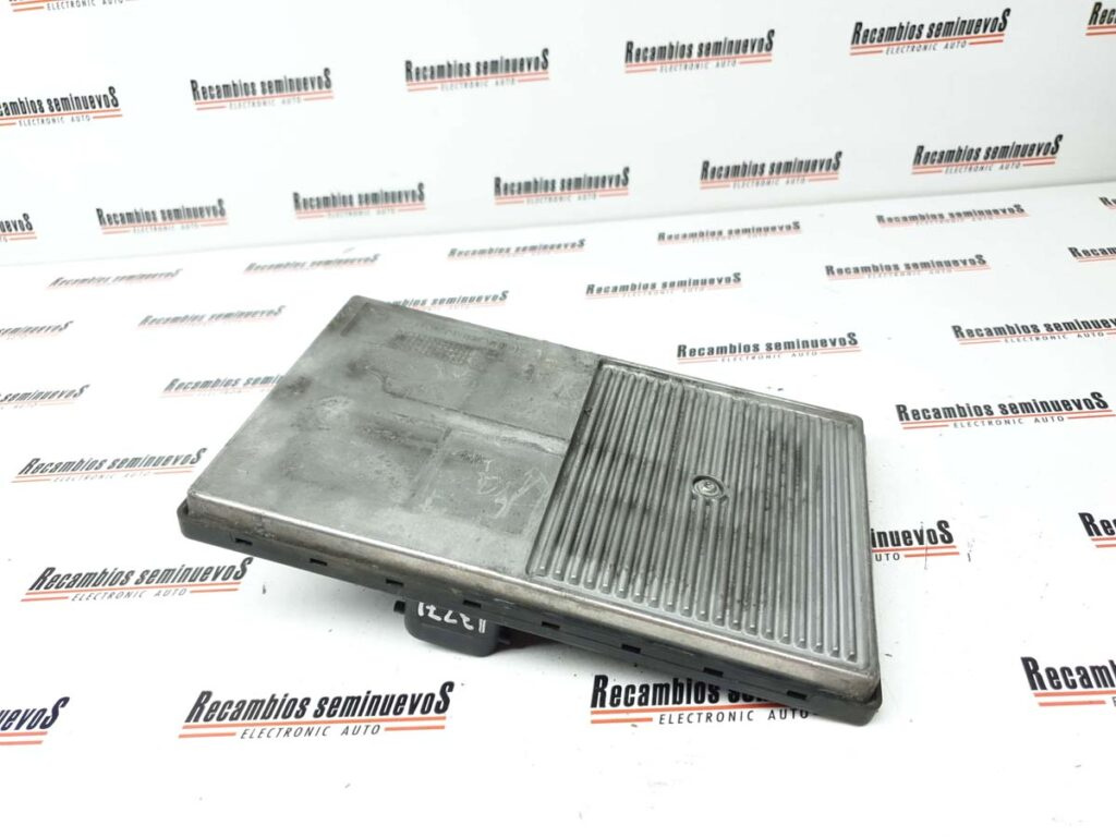 Calculator CONTROL LEAR BMW R 1200 RT 6135 8521877 / 61358521877 / 532 533 106 / 532533106 / HW D7 / HWD7 / SW 3 2 0 / SW3206135 8521877 / 61358521877 / 532 533 106 / 532533106 / HW D7 / HWD7 / SW 3 2 0 / SW320