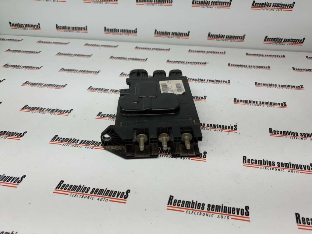 Calculator CONTROL RENAULT MEGANE 243800011R243800011R