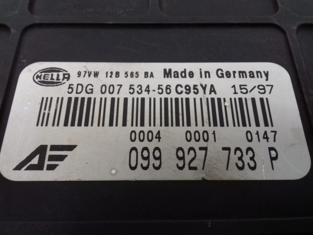 Calculator cutie viteze HELLA FORD SHARAN 099 927 733 P / 099927733P / 5DG 007 534 56 / 5DG00753456 / 97VW 12B 565 BA / 97VW12B565BA099 927 733 P / 099927733P / 5DG 007 534 56 / 5DG00753456 / 97VW 12B 565 BA / 97VW12B565BA