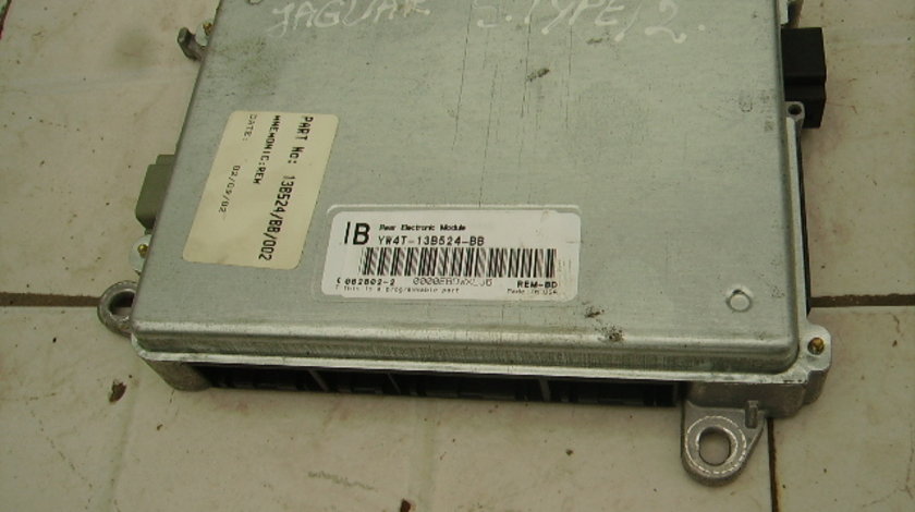 Calculator cutie viteze Jaguar S-Type; 13B525-BA // XW4F-14A638-GA