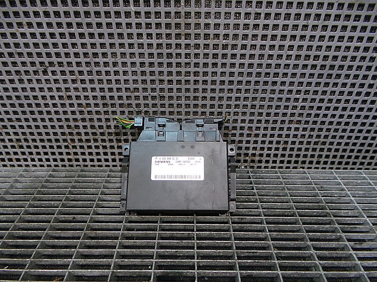 CALCULATOR CUTIE VITEZE MERCEDES C-CLASS C-CLASS 1.8 INJ - (2000 2007)