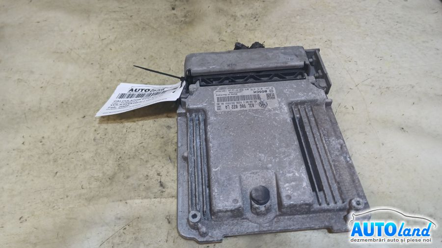 Calculator Ecu Motor 03l906022la Caba Volkswagen GOLF VI 2008