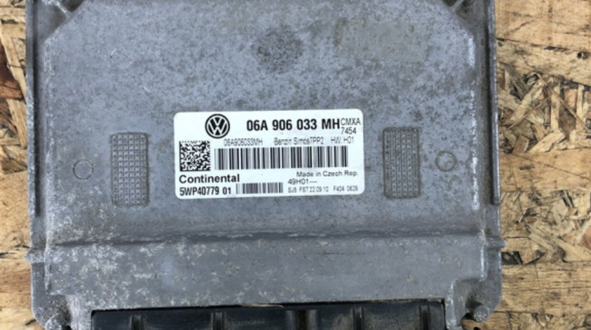 Calculator ecu motor VW Golf 6 sedan 2009 (06A906033MH)
