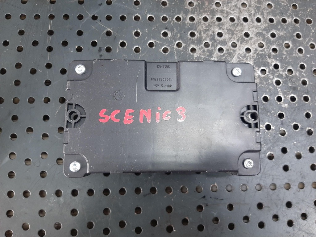 Calculator ecu radio renault scenic 3 a2c53287703