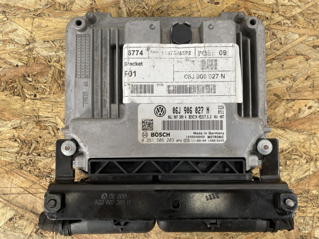 Calculator ECU Sharan 7N 2.0TSI, DSG Alb monovolum 2012 (06J906027N)