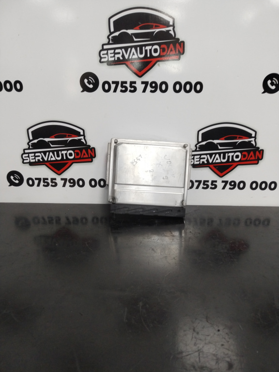 Calculator ECU Volvo XC90 (2002->) 2.4 Motorina 2007, 30637733A / 0281011078