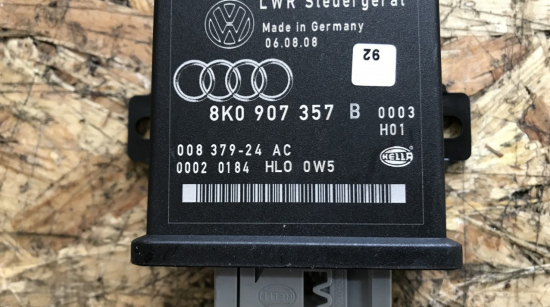 Calculator faruri xenon Audi A4 B8 1.8 TFSI sedan sedan 2009 (8K0907357B)