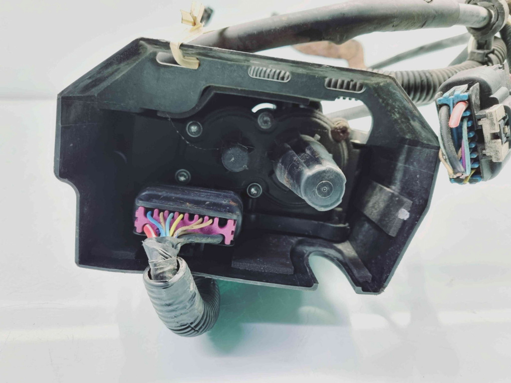 Calculator frana de mana Opel Antara [Fabr 2006-2017] 20951996 2.2 CDTI A22DM 122KW / 166CP 2.2 CDTI A22DM 122KW / 166CP
