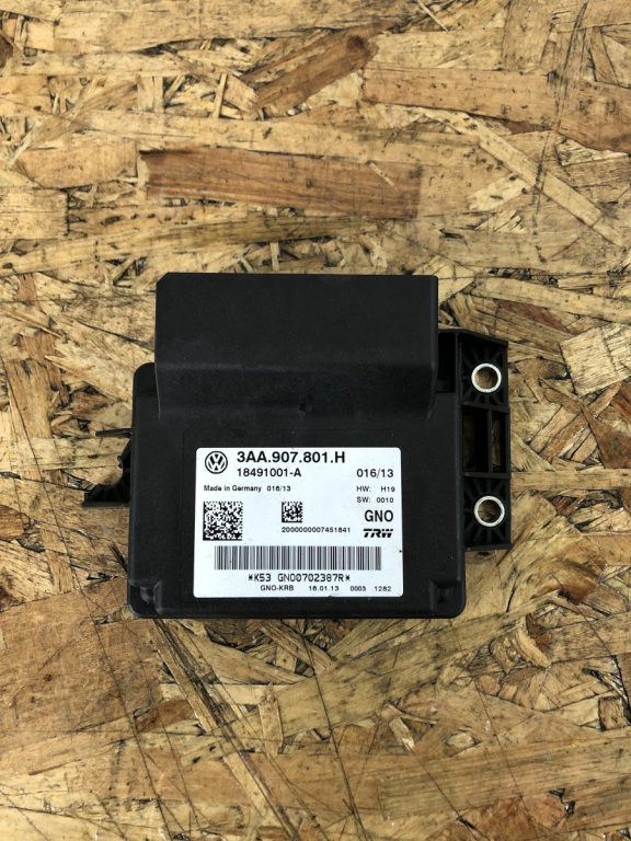 Calculator frana de mana VW Passat B7 4Motion combi 2013 (3AA907801H)