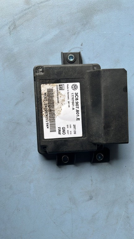 Calculator frana mana Vw Passat B6 1.6 TDI , transmisie manuala , cod motor CAYC , an 2010 cod 3C890...