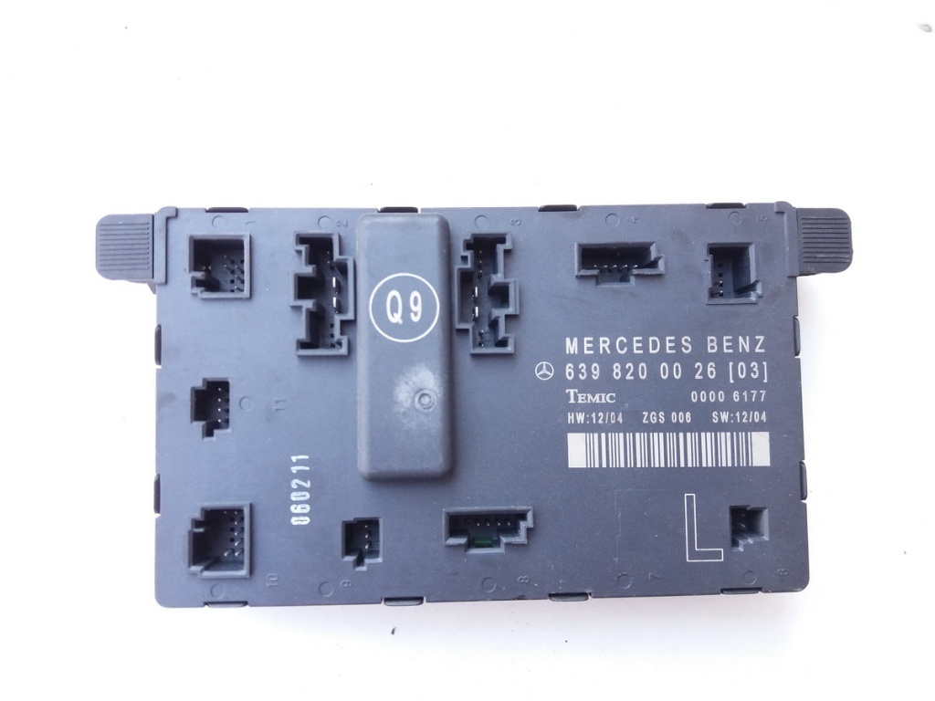 Calculator inchidere centralizata TEMIC MERCEDES-BENZ VITO 639 820 03 26 / 6398200326 / 0000 6170 / 00006170639 820 03 26 / 6398200326 / 0000 6170 / 00006170
