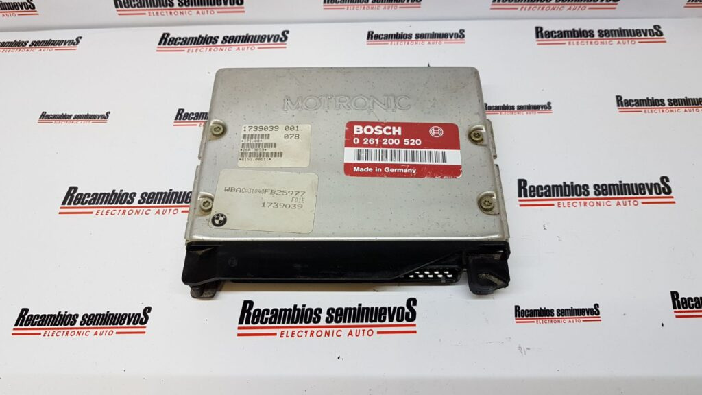 Calculator injectie BOSCH BMW E36 SERIE 3 0 261 200 520 / 0261200520 / 1739039 001 / 1739039001 / 26RT38590 261 200 520 / 0261200520 / 1739039 001 / 1739039001 / 26RT3859