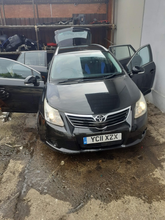 Calculator injectie Toyota Avensis 2011 Break 2000