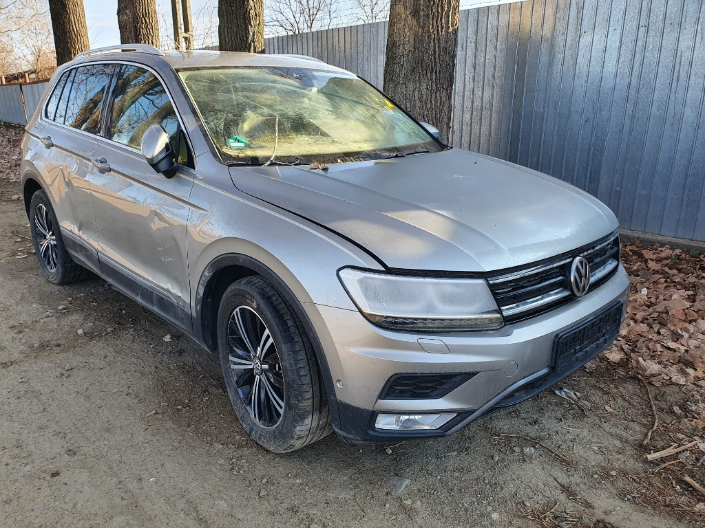 Calculator injectie Volkswagen Tiguan 2017 4x4 2.0 tsi CZP