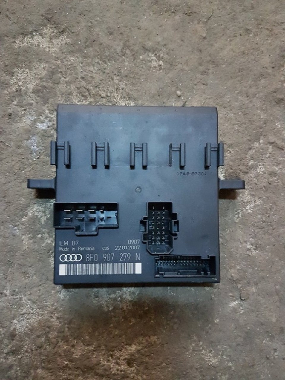 Calculator lumini 8e0907279n audi a4 b7 cu xenon
