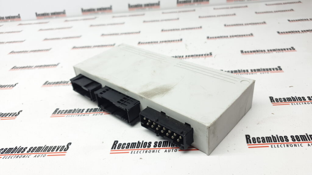 Calculator lumini DELPHI BMW X3 61.35 6 963 338 / 61 35 6 963 338 / 61356963338 / 577 621 10 / 5776211061.35 6 963 338 / 61 35 6 963 338 / 61356963338 / 577 621 10 / 57762110