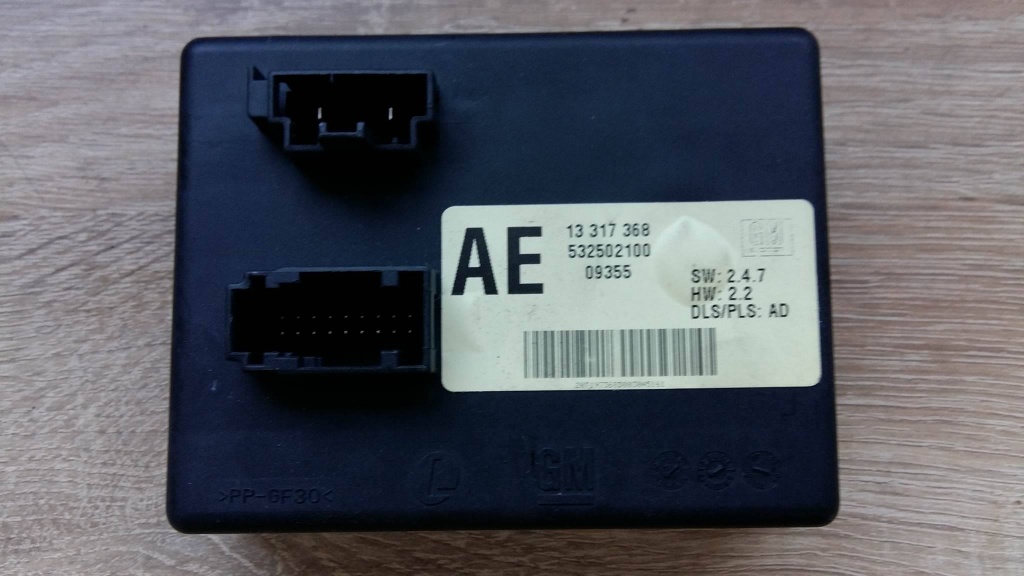 Calculator lumini opel insignia caravan 2.0 dth 13317368
