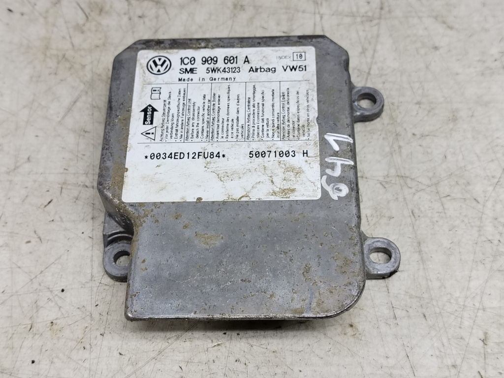 Calculator modul airbag 1c0909601a Skoda Fabia 6Y [facelift] [2004 - 2007] 1.4 tdi BNM