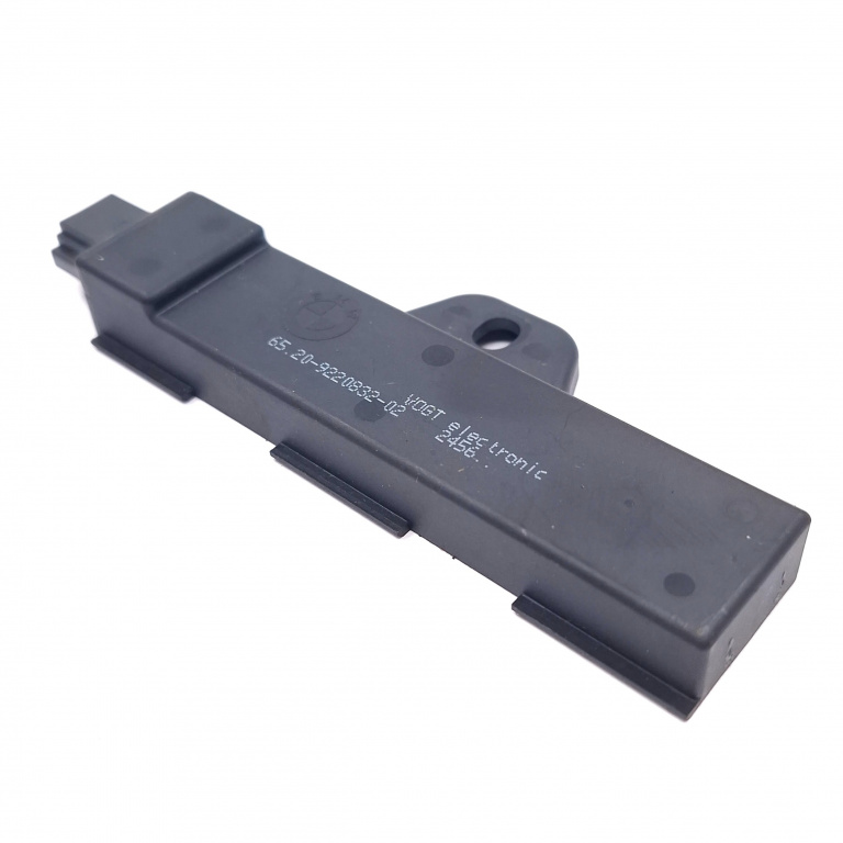 Calculator / Modul Bmw 2 Gran Tourer (F46) 2015 > 218 D B47 C20 A Motorina Keyless Kessy 9220832, 6520322083202, 65.20-3220832-02 Vogt Electronic