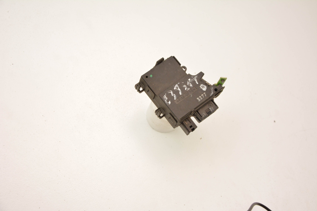 Calculator / Modul BMW 5 (E39) 1995 - 2004 8370810, PA6GF30