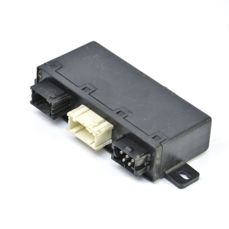 Calculator / Modul BMW 5 (E39) 1995 - 2004 8377601
