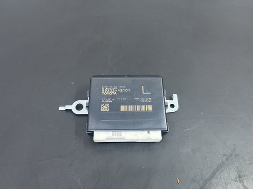 Calculator modul deschidere haion Toyota Rav 4 2020 sedan 2020 (8922242101)