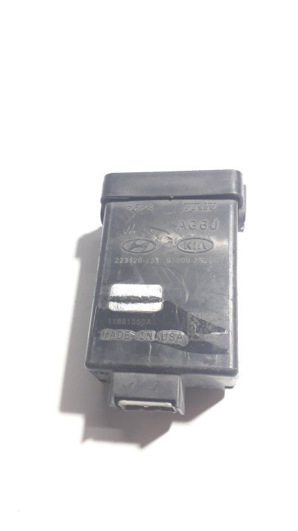 Calculator / Modul Hyundai I30 (FD) 2007 - 2012 952102L010