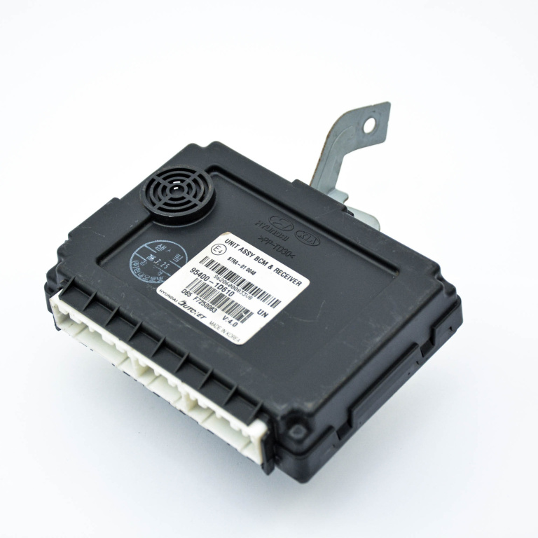 Calculator / Modul Kia Carens 2 (Fj) 2002-2006 Bcm 95400-1D610, 954001D610