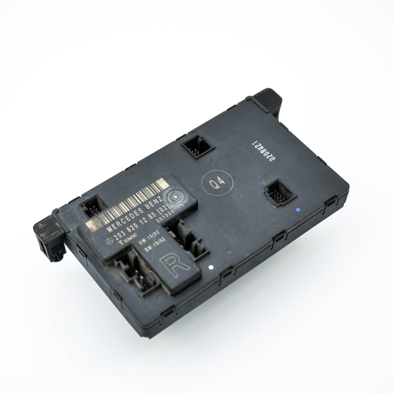 Calculator / Modul Mercedes-Benz C-CLASS (W203) 2000 - 2007 2038201285