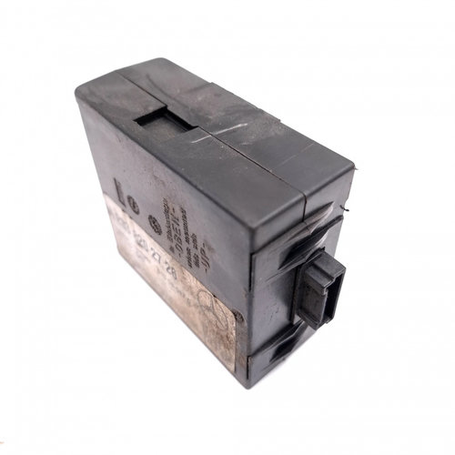 Calculator / Modul Mercedes-Benz C-Class (W203) 2000-2007 Alarma A2038202726, 510080170, P20302